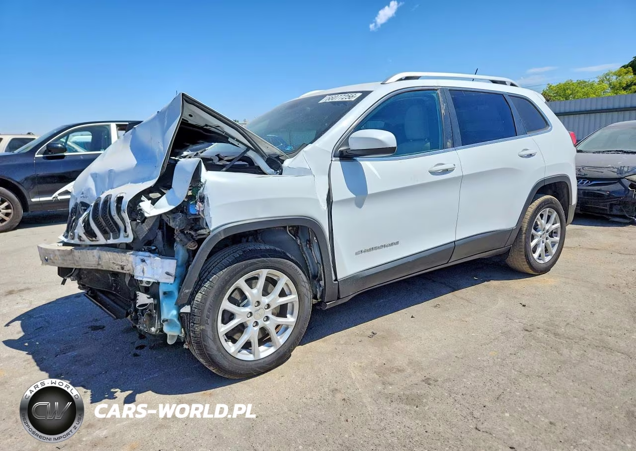 2015 Jeep Cherokee Latitude VIN:1C4PJLCB8FW759768 - 1