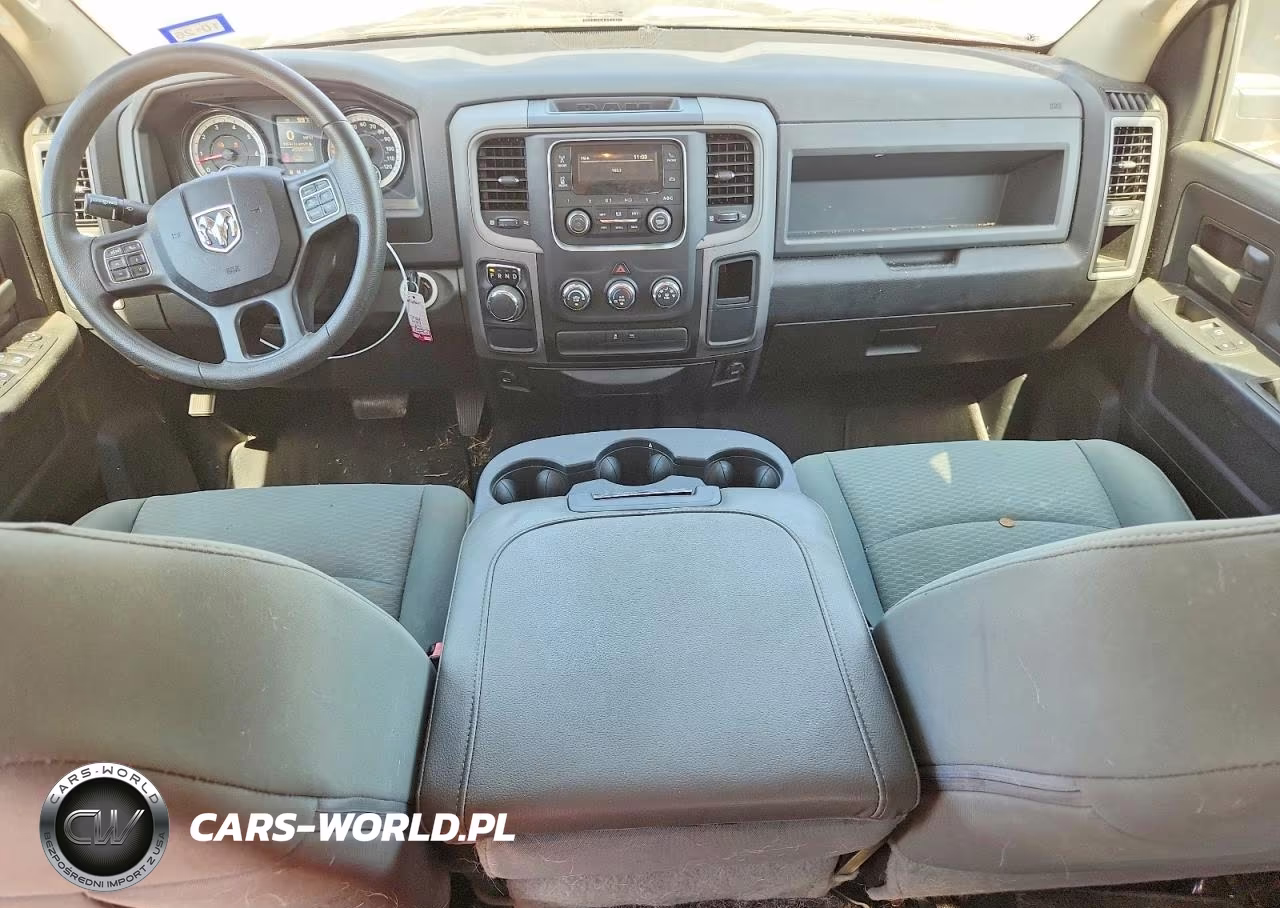 2019 Ram 1500 Classic Tradesman VIN:1C6RR6FT0KS746450 - 8