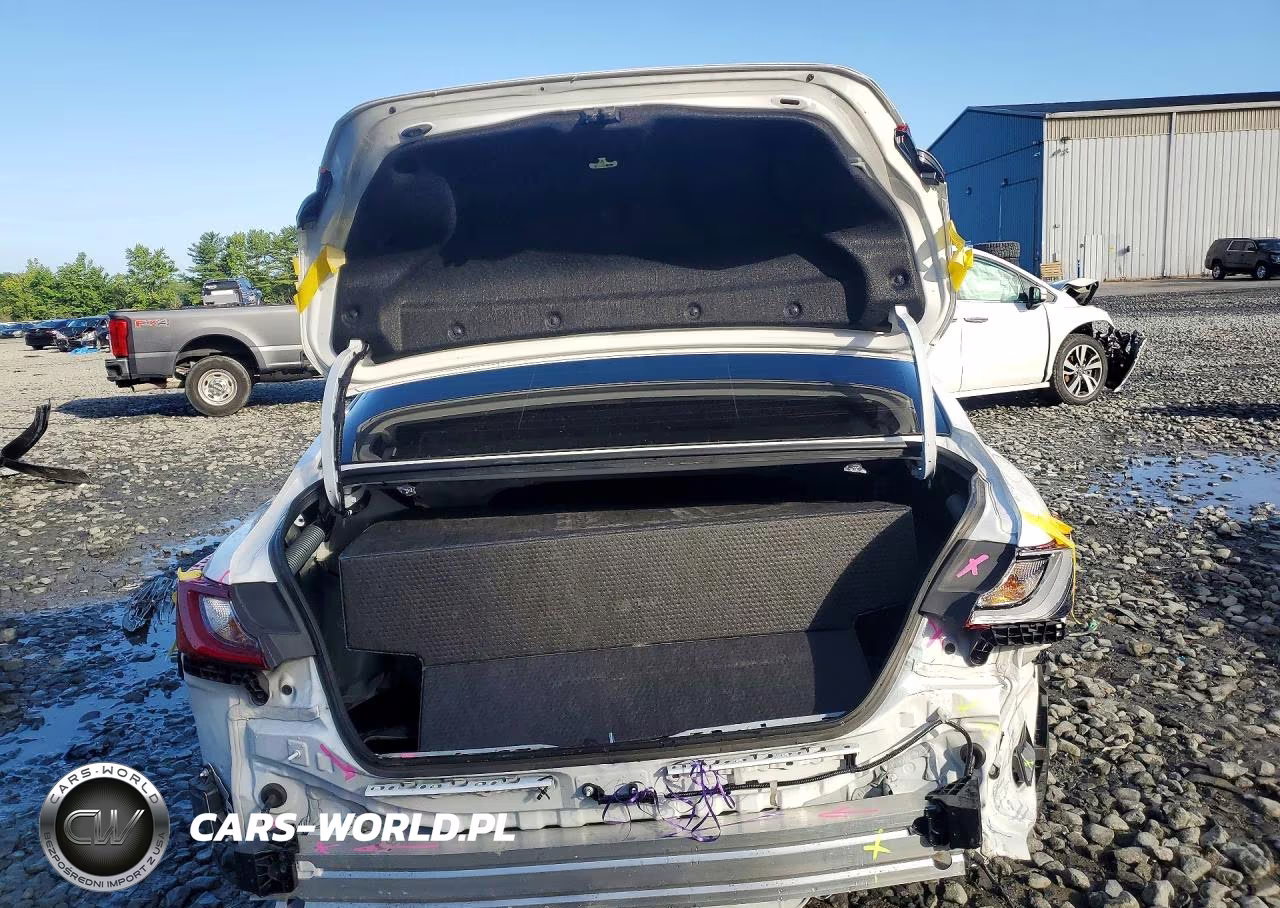 2026 Toyota Camry Le VIN:4T1DAACK9TU677722 - 6