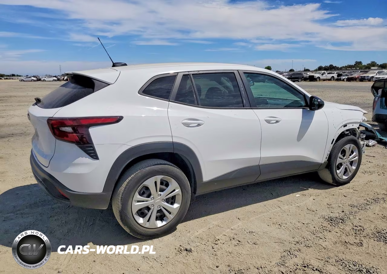 2024 Chevrolet Trax Ls VIN:KL77LFE25RC046922 - 3