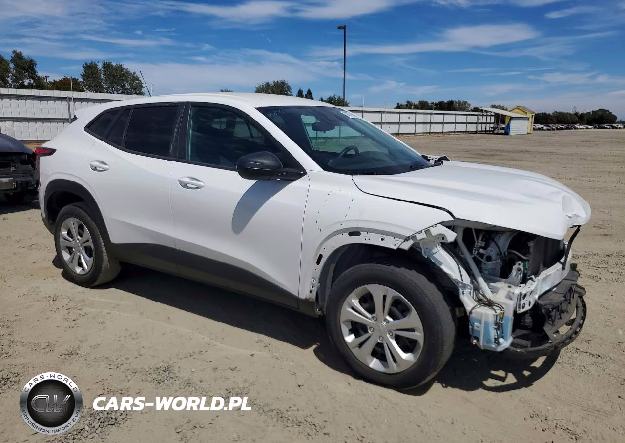 2024 Chevrolet Trax Ls VIN:KL77LFE25RC046922 - 4