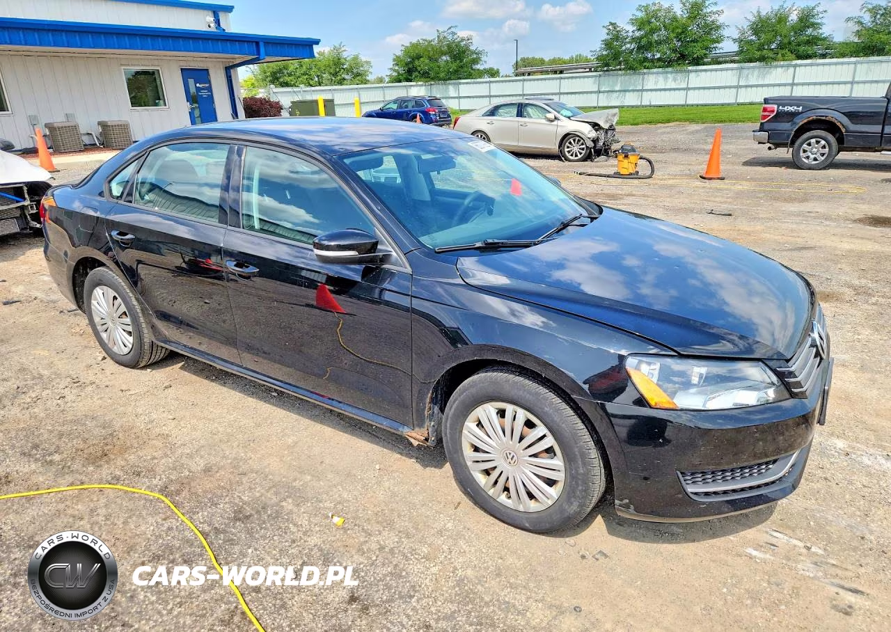 2014 Volkswagen Passat S VIN:1VWAS7A30EC111540 - 4
