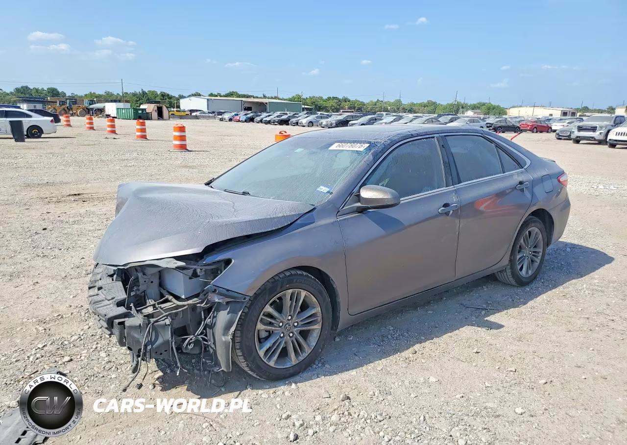 2015 Toyota Camry Se – zdjęcie 1 z 12