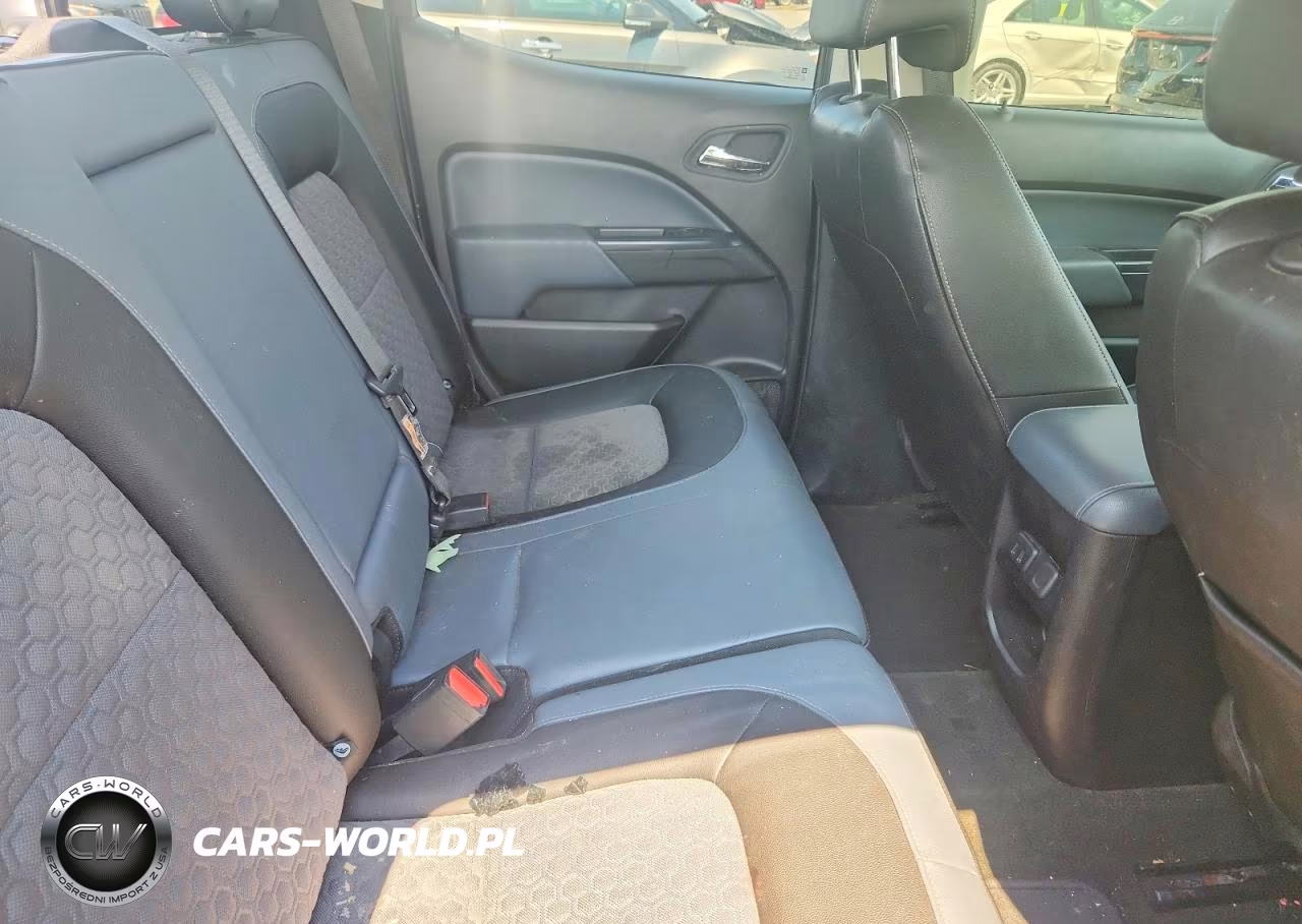 2017 Chevrolet Colorado Z71 VIN:1GCGTDENXH1324144 - 10