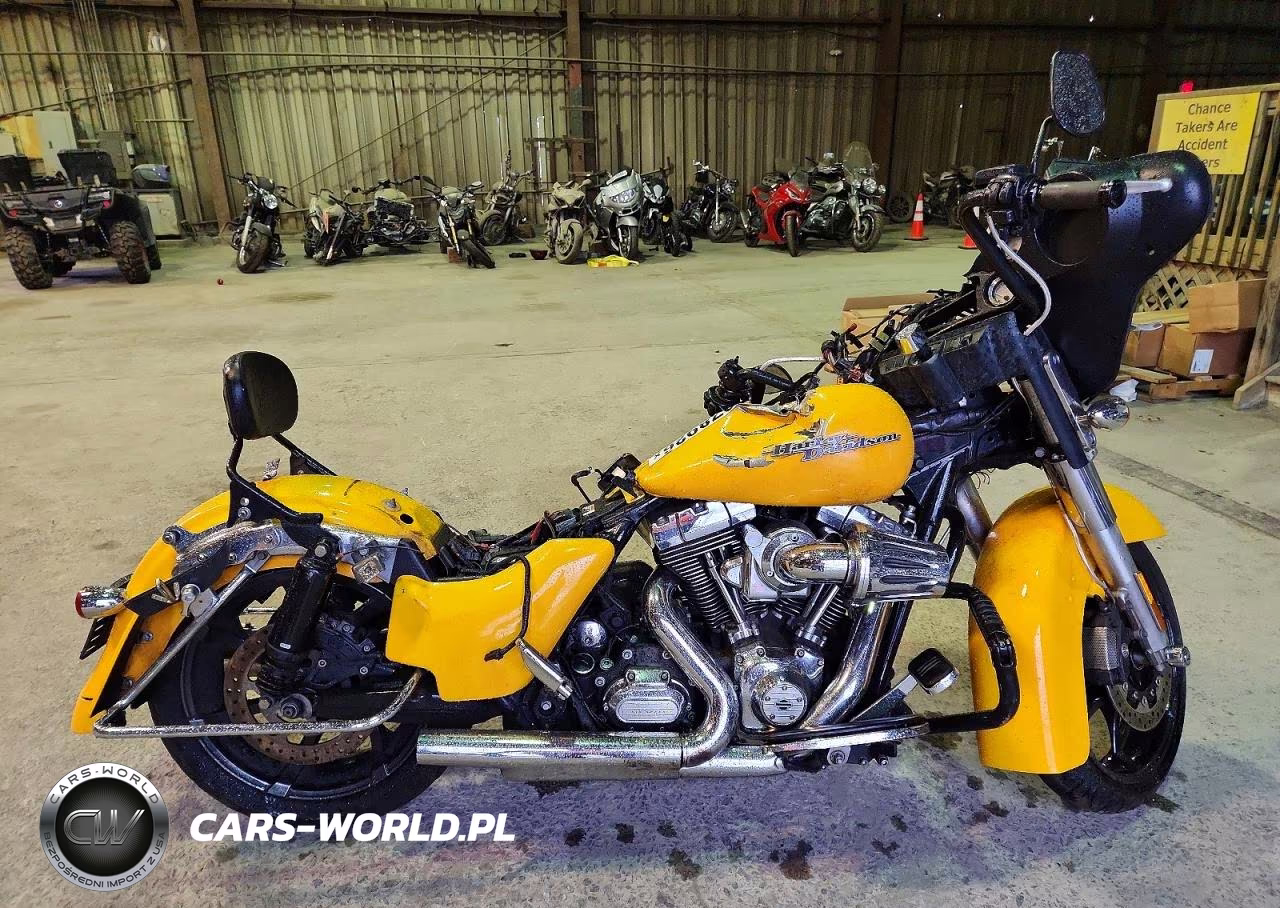 2013 Harley-Davidson Flhx Street Glide VIN:1HD1KBM17DB623010 - 1