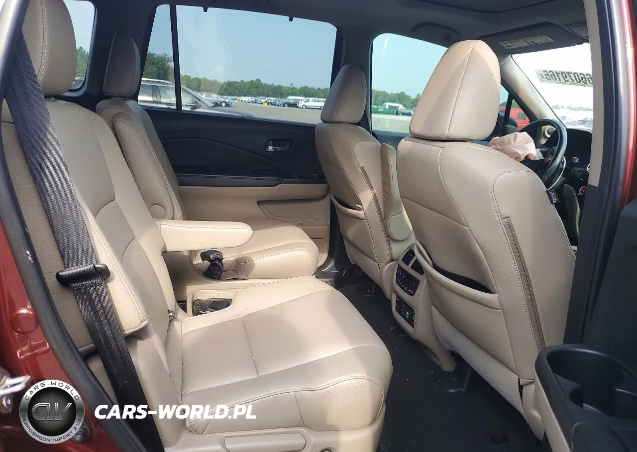 2021 Honda Pilot Touring VIN:5FNYF5H67MB008711 - 10