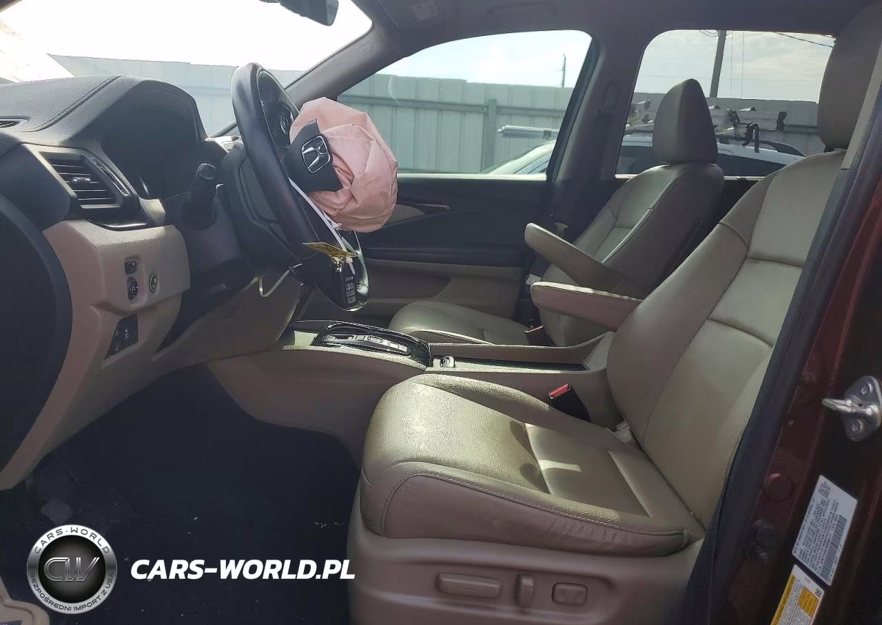 2021 Honda Pilot Touring VIN:5FNYF5H67MB008711 - 7