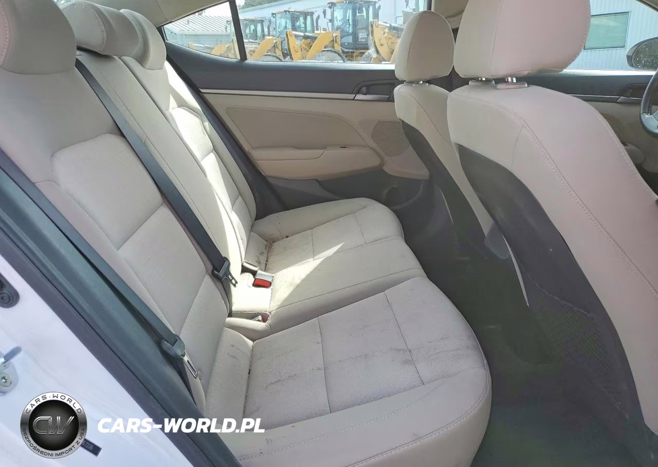 2018 Hyundai Elantra Value Edition VIN:5NPD84LF2JH267226 - 10