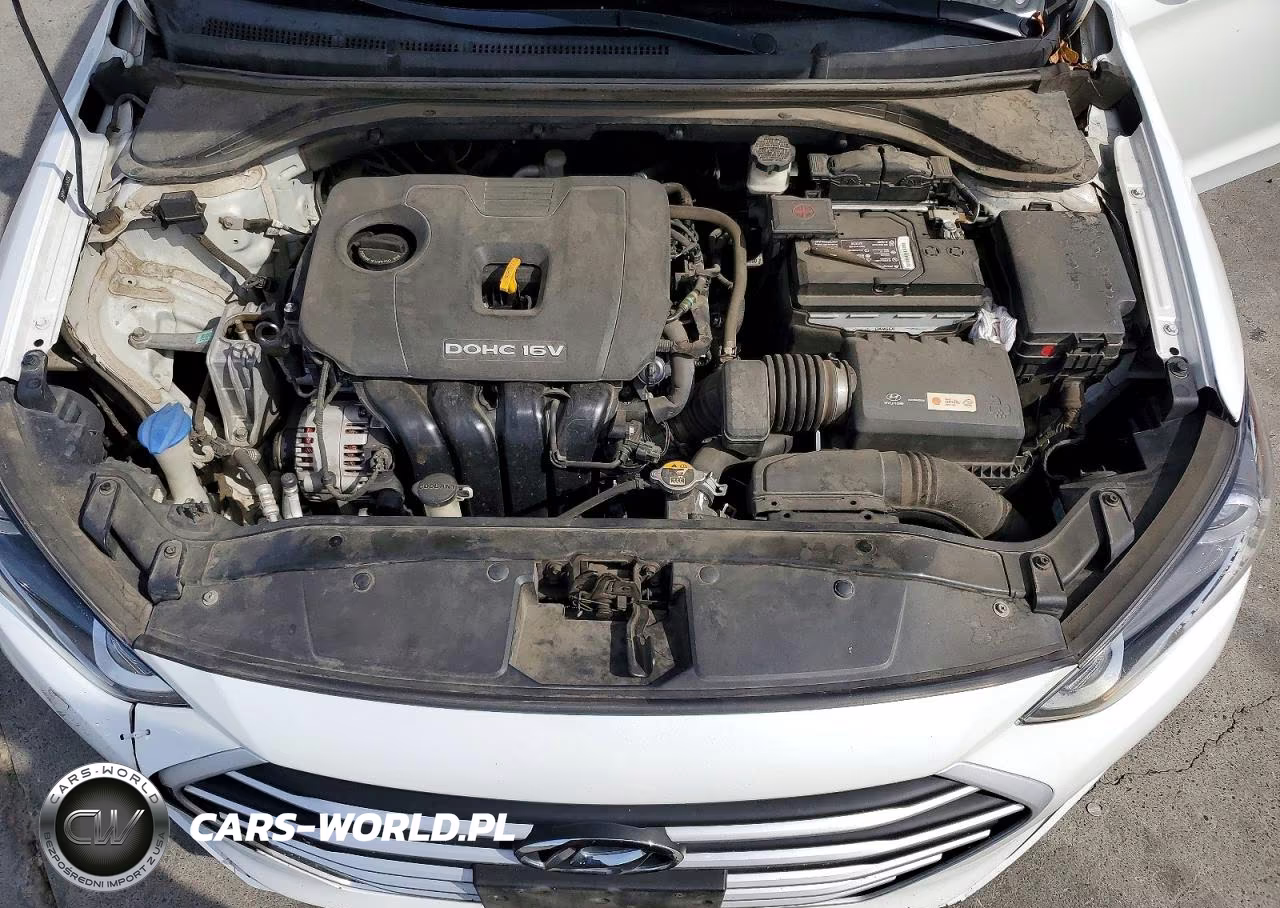 2018 Hyundai Elantra Value Edition VIN:5NPD84LF2JH267226 - 11