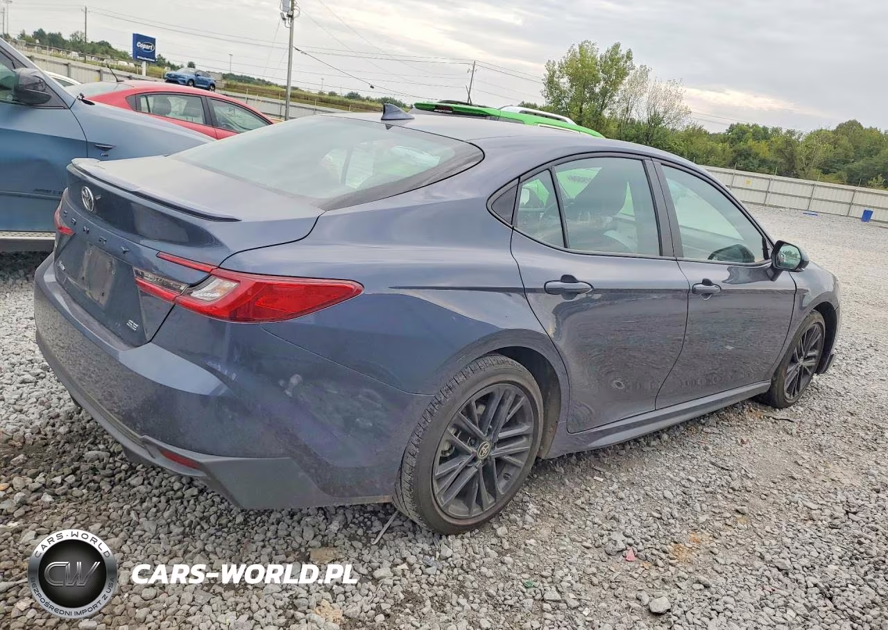 2026 Toyota Camry Se VIN:4T1DAACK1TU657450 - 3
