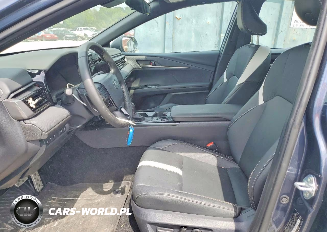 2026 Toyota Camry Se VIN:4T1DAACK1TU657450 - 7