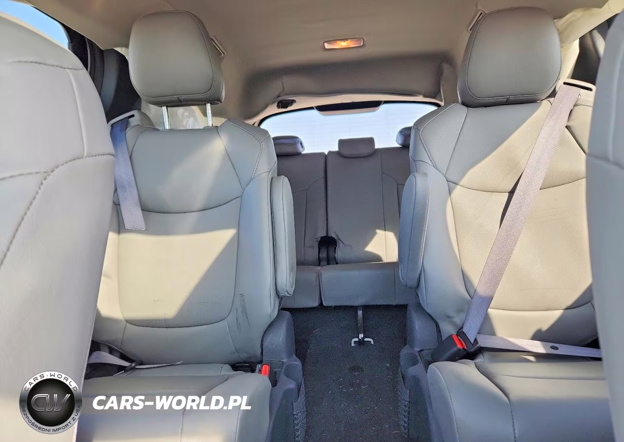 2025 Toyota Sienna Xle 7-Passenger VIN:5TDJSKFC5SS175842 - 10