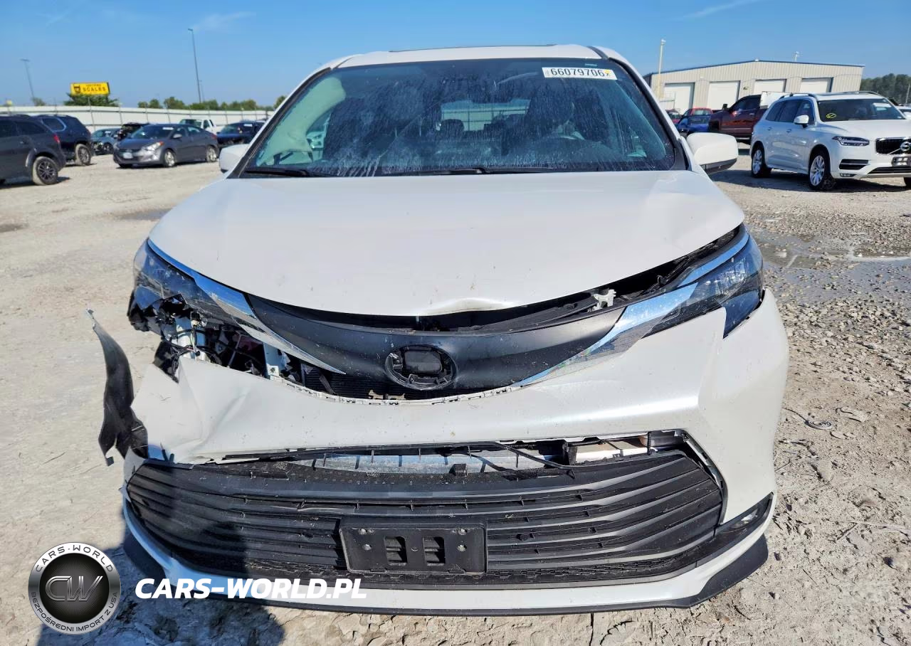 2025 Toyota Sienna Xle 7-Passenger VIN:5TDJSKFC5SS175842 - 5