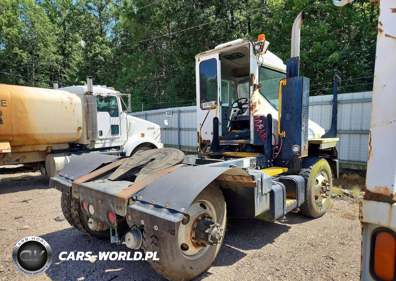 2016 Kalmar Ottawa 4X2 Yard Truck VIN:340599 - 3