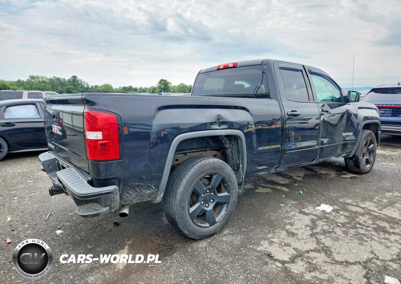 2018 GMC Sierra K1500 VIN:1GTV2LEC5JZ246625 - 3