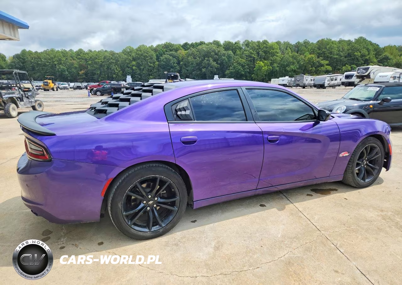 2018 Dodge Charger Sxt VIN:2C3CDXBG2JH290697 - 3