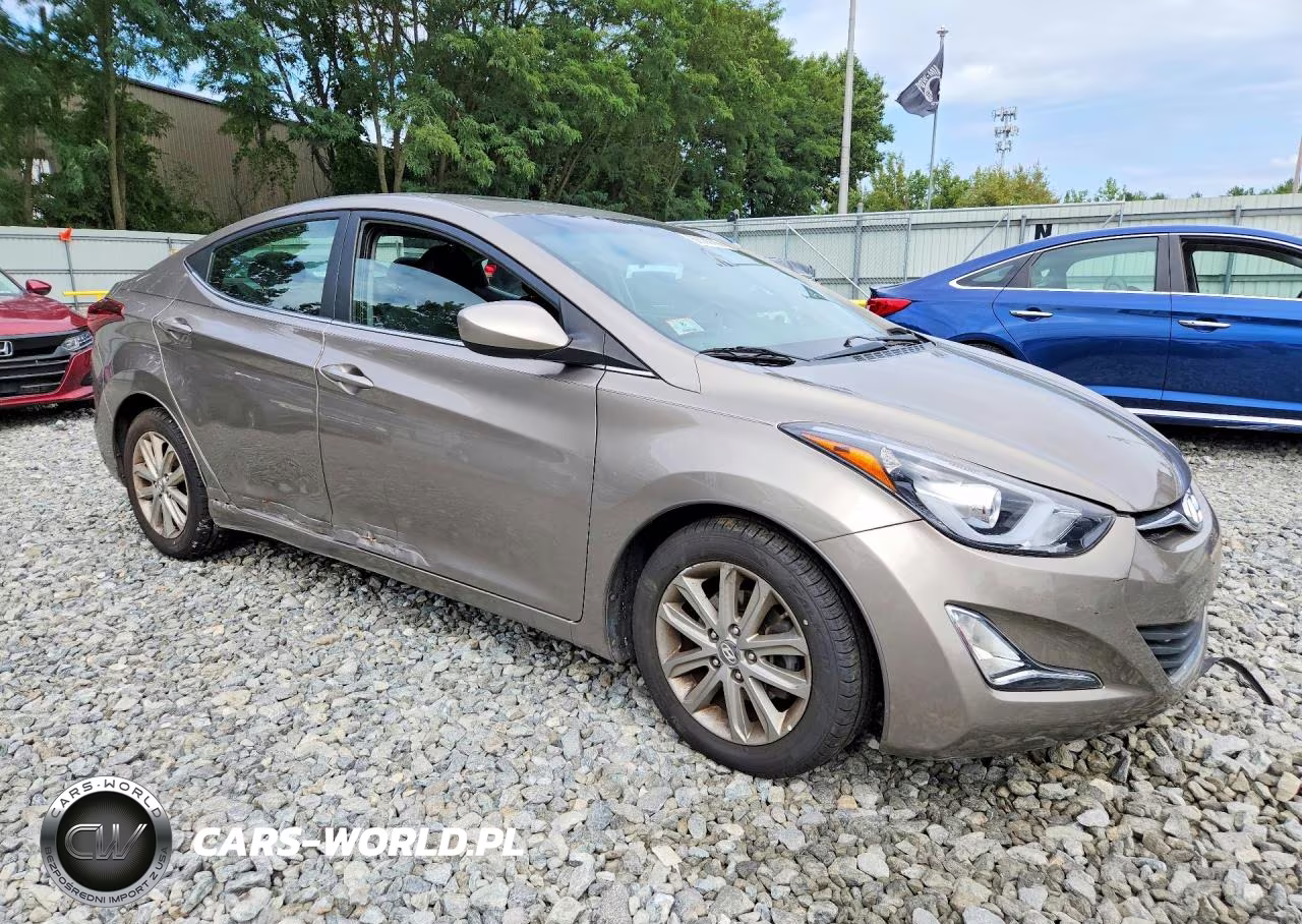 2015 Hyundai Elantra Se VIN:5NPDH4AE7FH574036 - 4