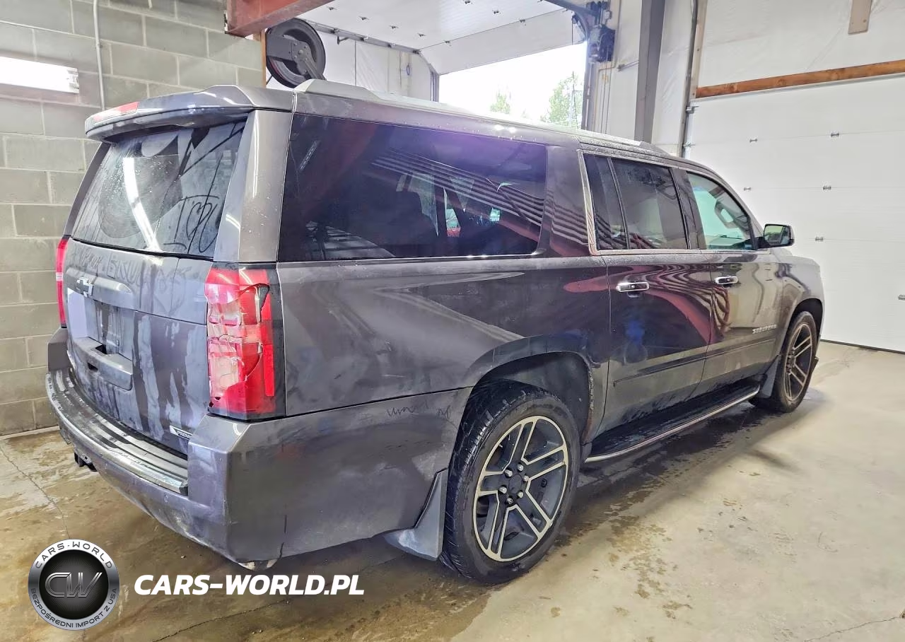 2017 Chevrolet Suburban K1500 Premier VIN:1GNSKJKC9HR159663 - 3