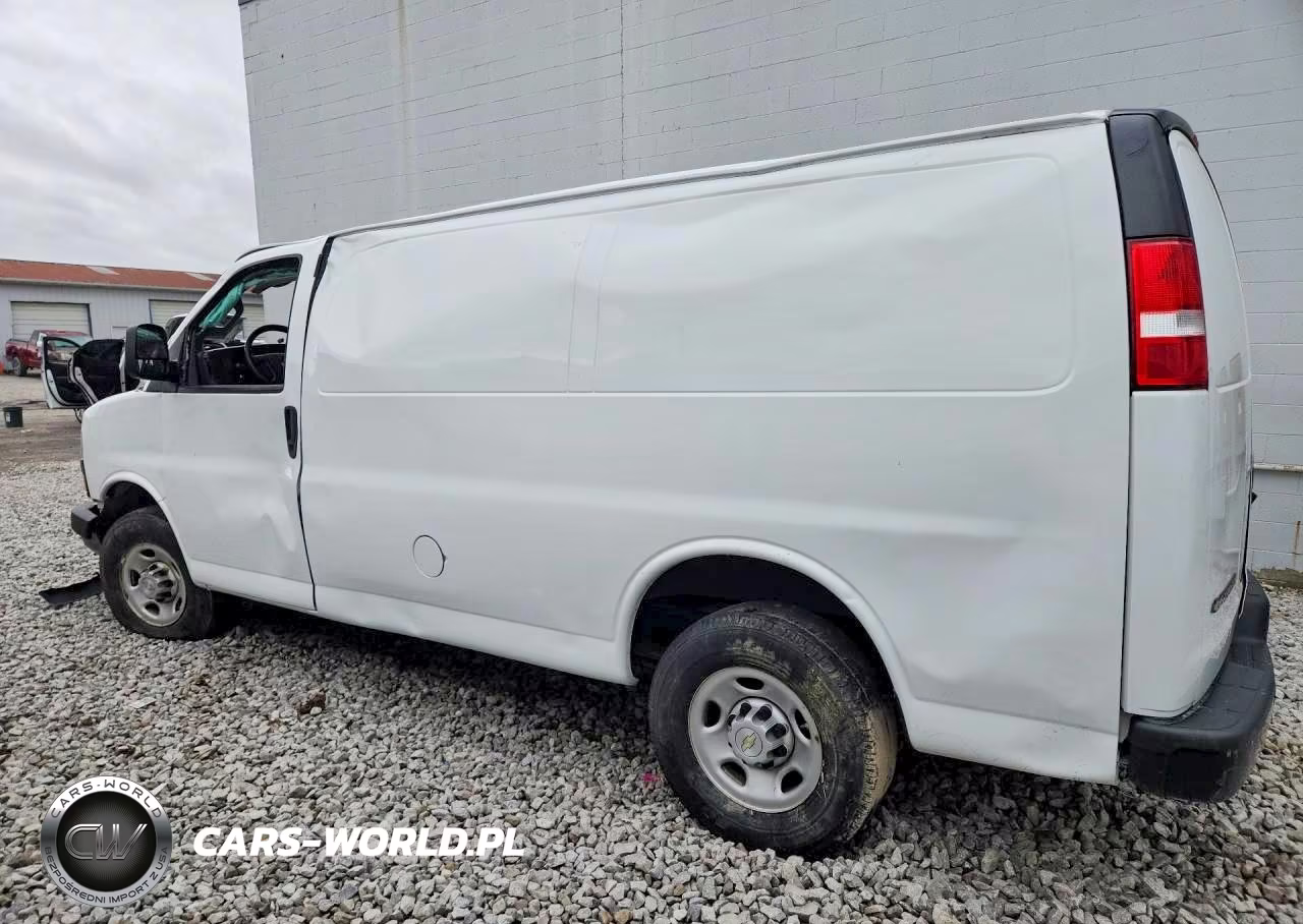 2023 Chevrolet Express G2500 VIN:1GCWGAFPXP1245019 - 2