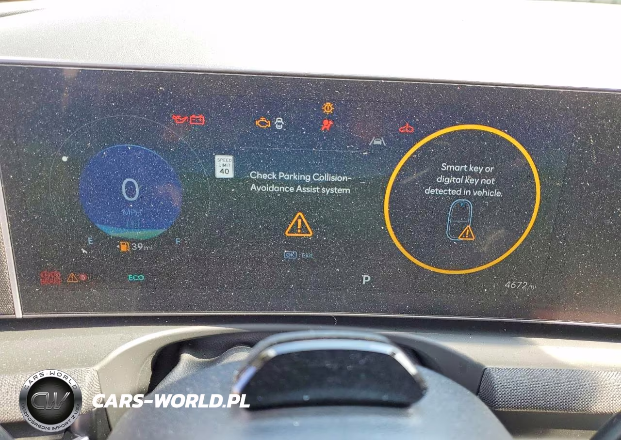 2026 Hyundai Tucson Hybrid Limited VIN:KM8JEDD16TU467013 - 9