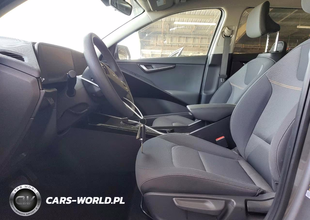 2026 Kia Niro Lx VIN:KNDCP3LE4T5323461 - 7