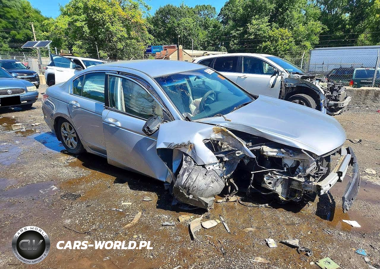 2010 Honda Accord Lxp VIN:1HGCP2F40AA052160 - 4