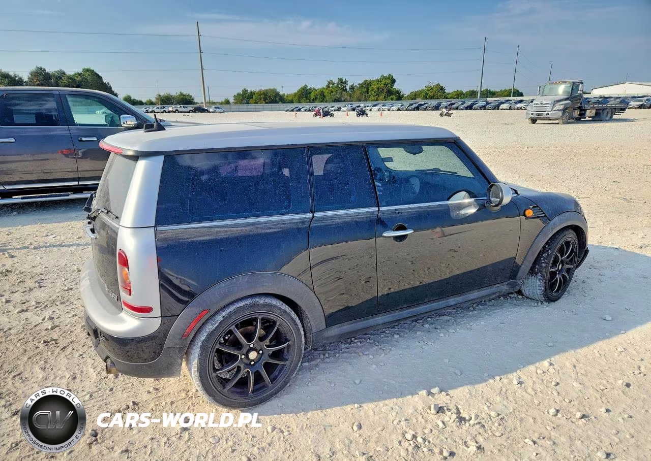 2009 Mini Cooper Clubman VIN:WMWML33549TX36286 - 3