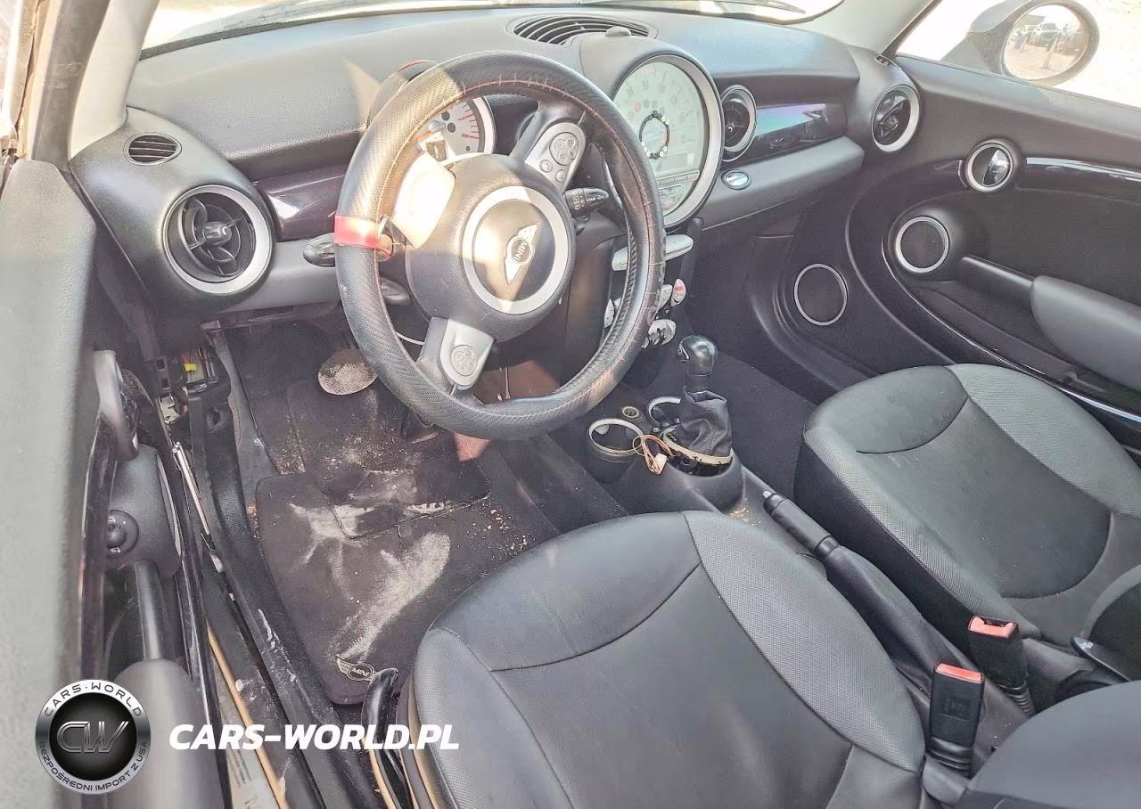 2009 Mini Cooper Clubman VIN:WMWML33549TX36286 - 8