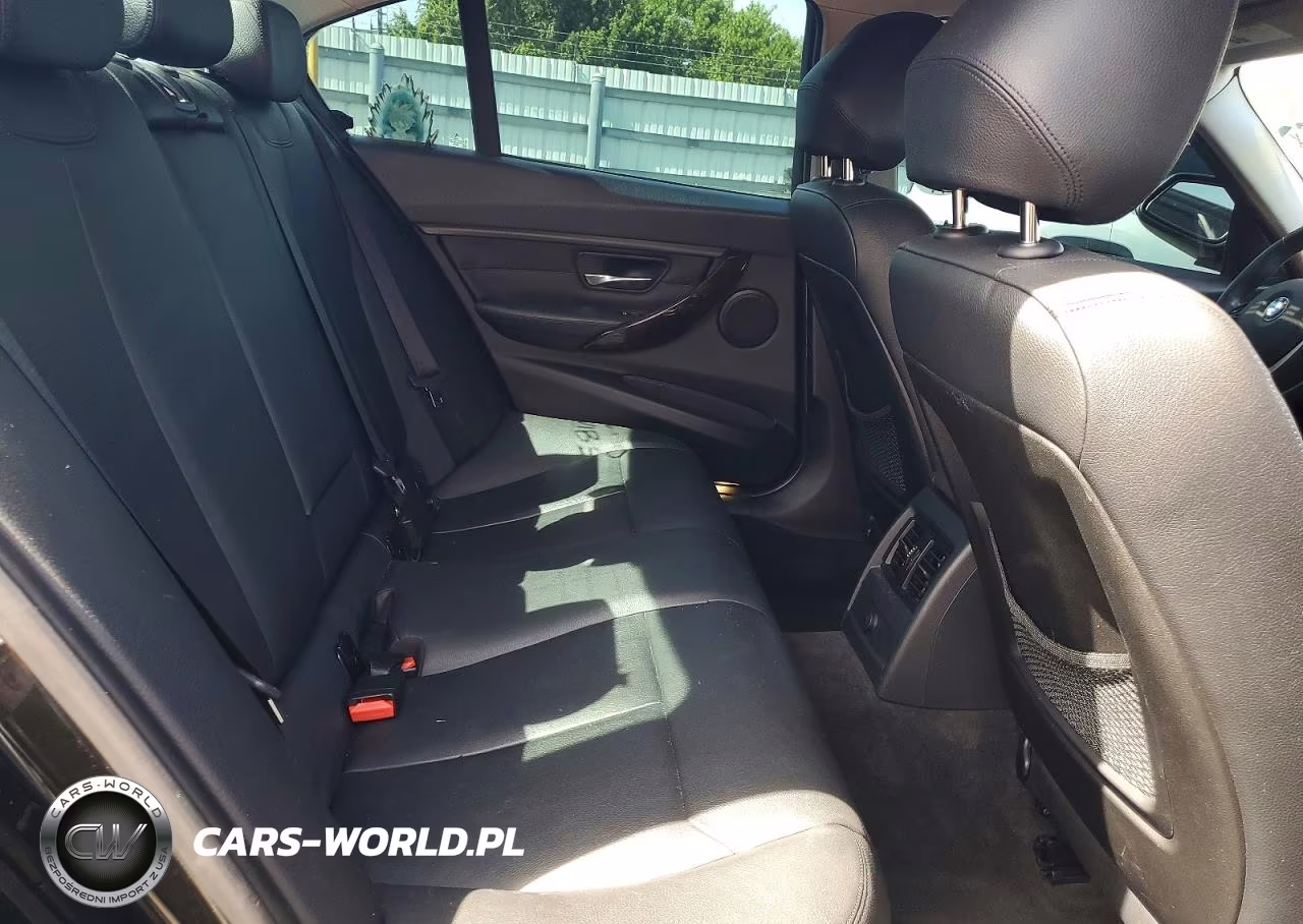 2014 BMW 328 I VIN:WBA3A5C5XEJ463910 - 10