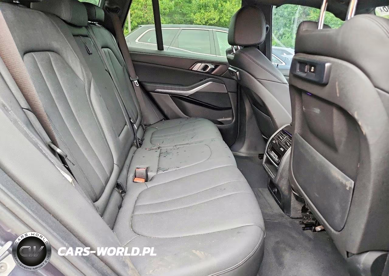 2019 BMW X5 xDrive40I VIN:5UXCR6C59KLL21662 - 10