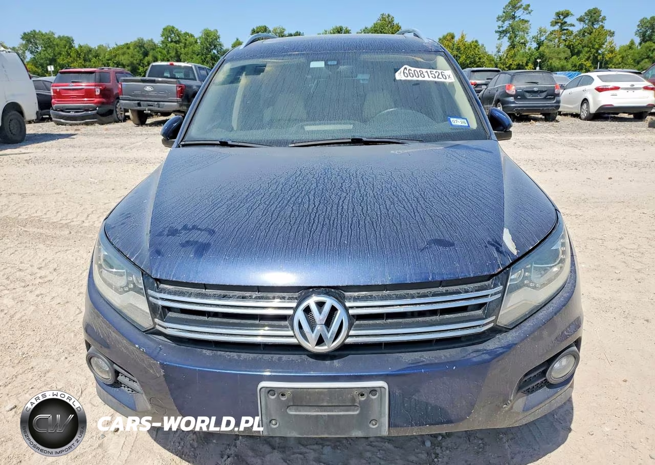 2012 Volkswagen Tiguan S VIN:WVGAV7AXXCW555982 - 5