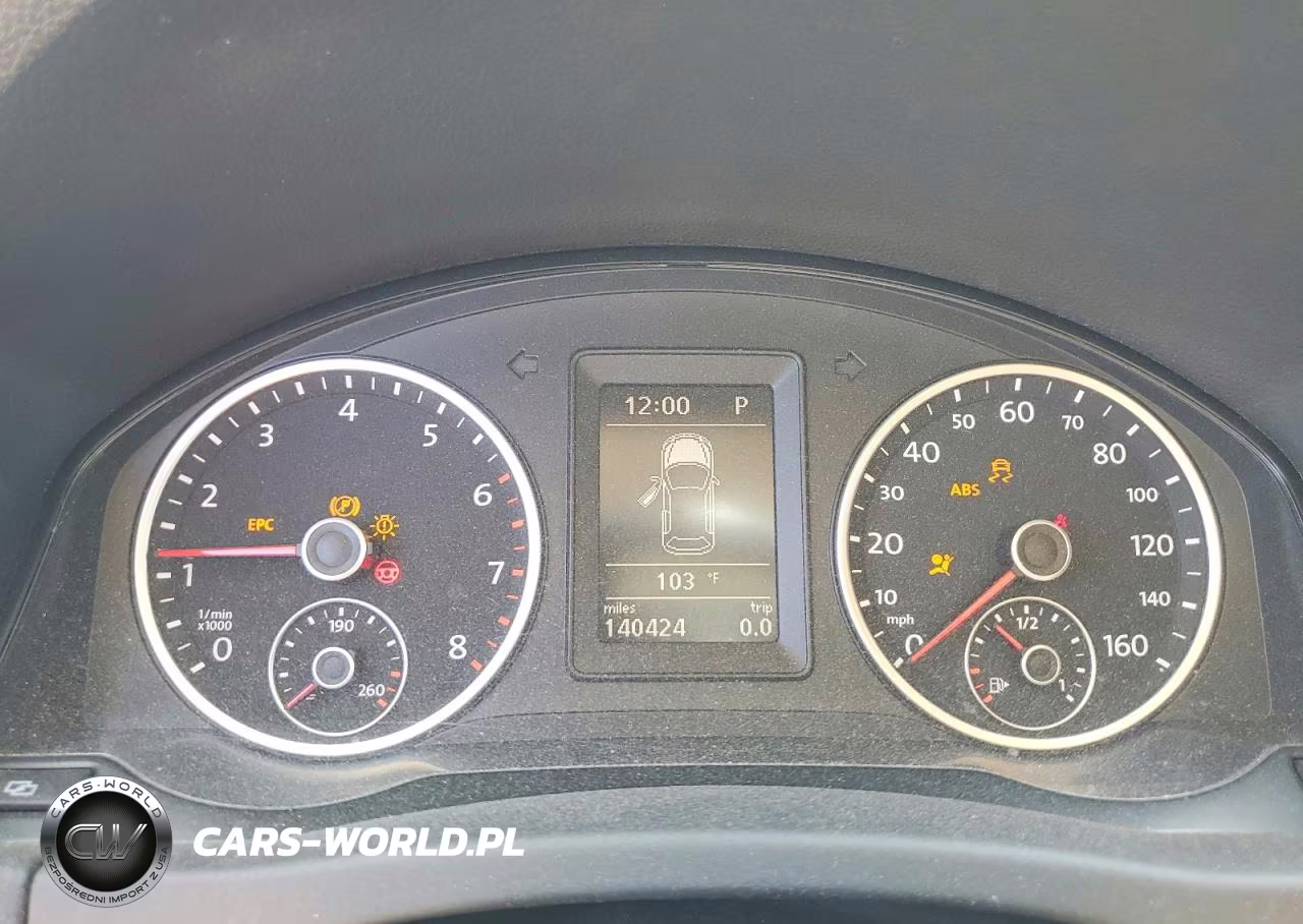 2012 Volkswagen Tiguan S VIN:WVGAV7AXXCW555982 - 9