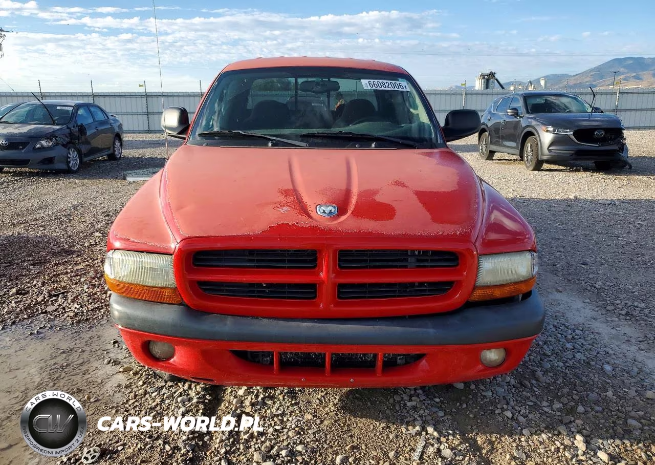2003 Dodge Dakota Quad Sport VIN:1D7HL38XX3S126345 - 5