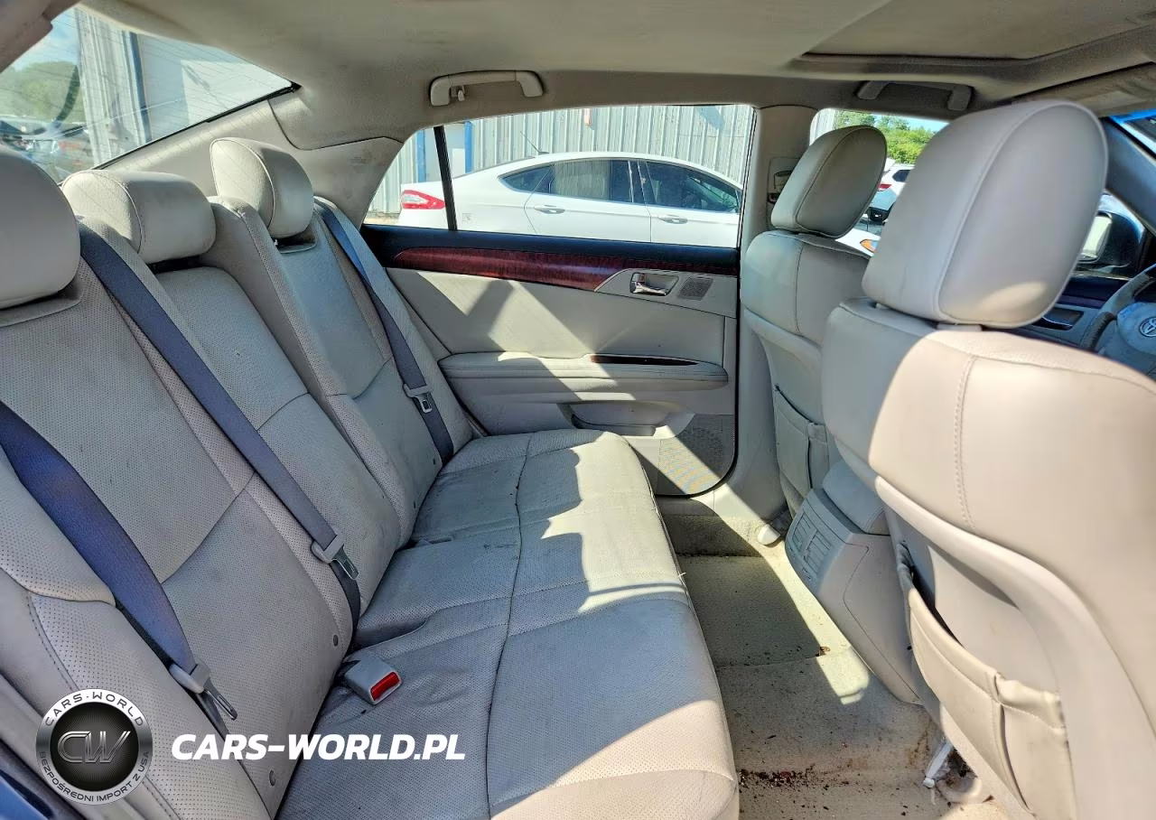 2011 Toyota Avalon Limited VIN:4T1BK3DBXBU378849 - 10