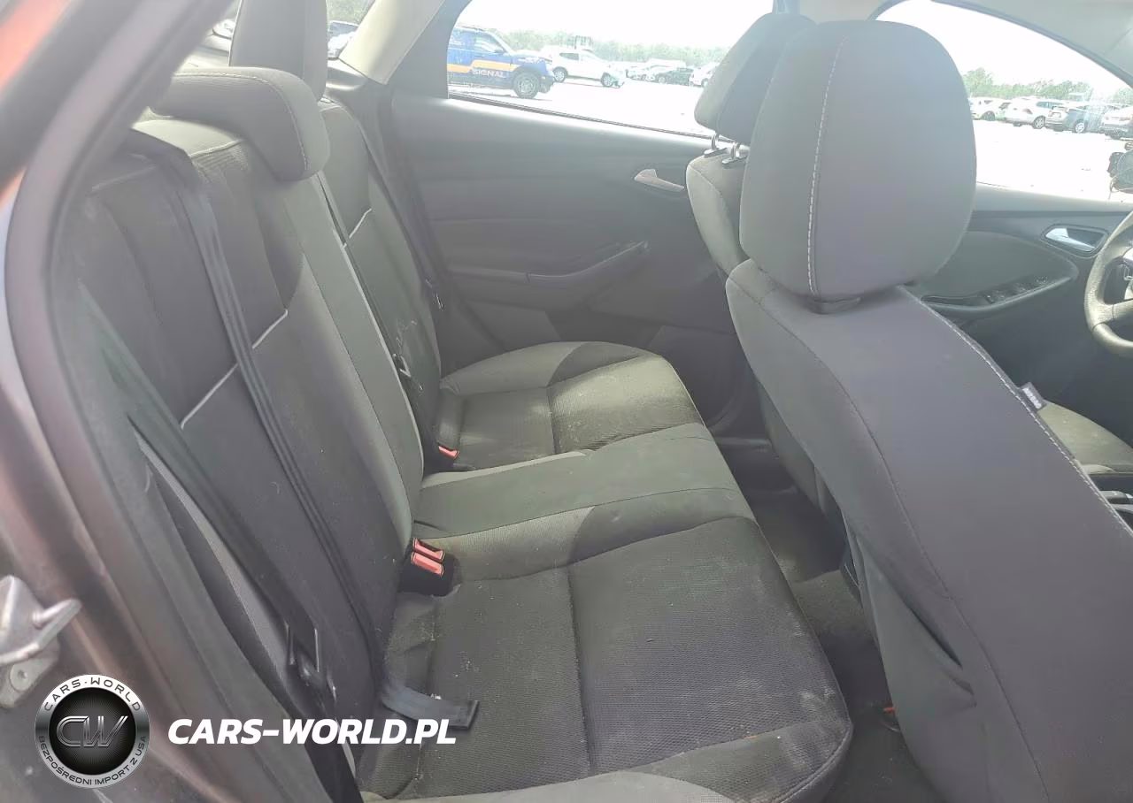 2014 Ford Focus Se VIN:1FADP3F20EL228342 - 10