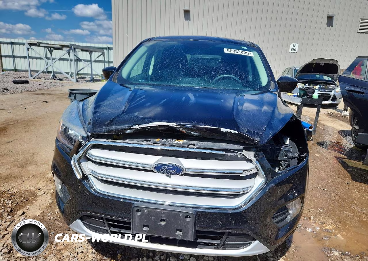 2019 Ford Escape Se VIN:1FMCU9GD9KUB04279 - 5