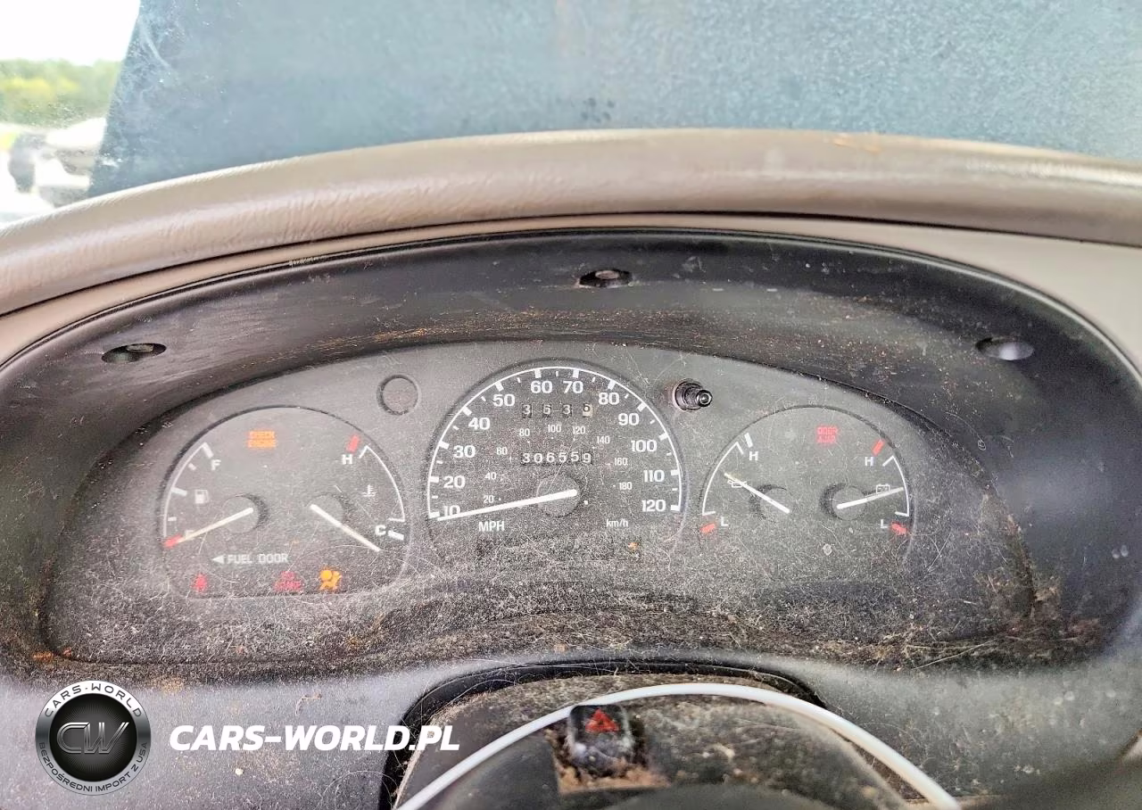 1998 Ford Ranger VIN:1FTYR10C7WUB82144 - 9
