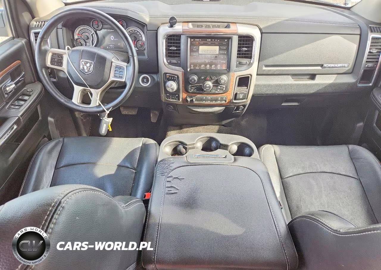2016 Ram 1500 Laramie VIN:1C6RR7NT7GS234439 - 8