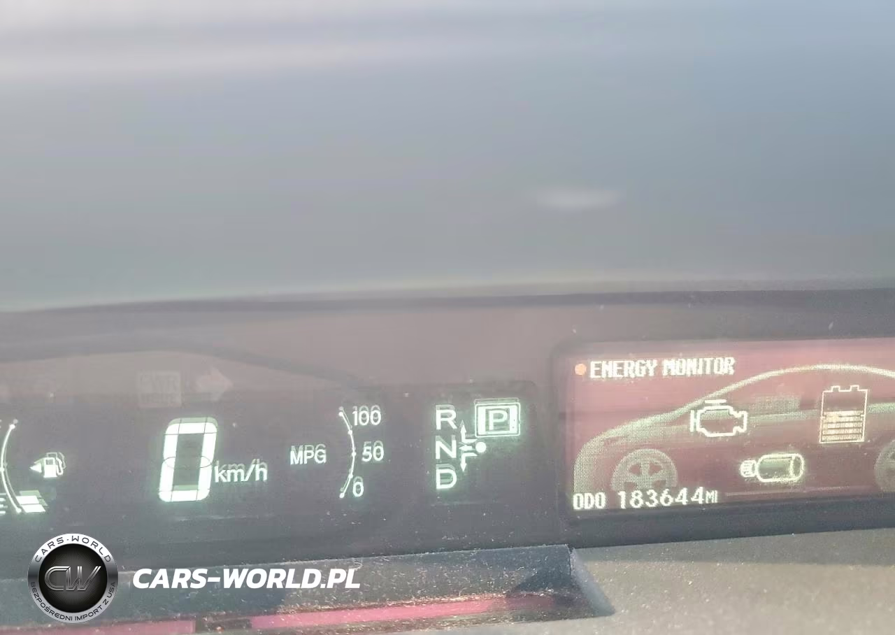 2013 Toyota Prius Two VIN:JTDKN3DU0D5655826 - 9