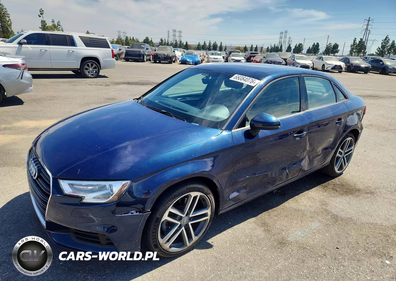 2018 Audi A3 Premium VIN:WAUAUGFF6J1010263 - 1