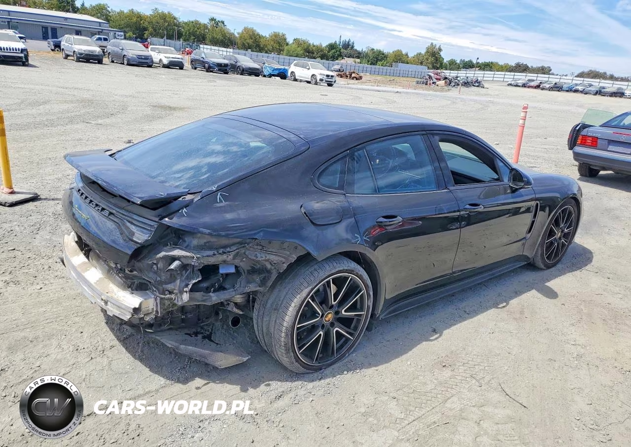 2022 Porsche Panamera 4 E-Hybrid VIN:WP0AE2A77NL125192 - 3
