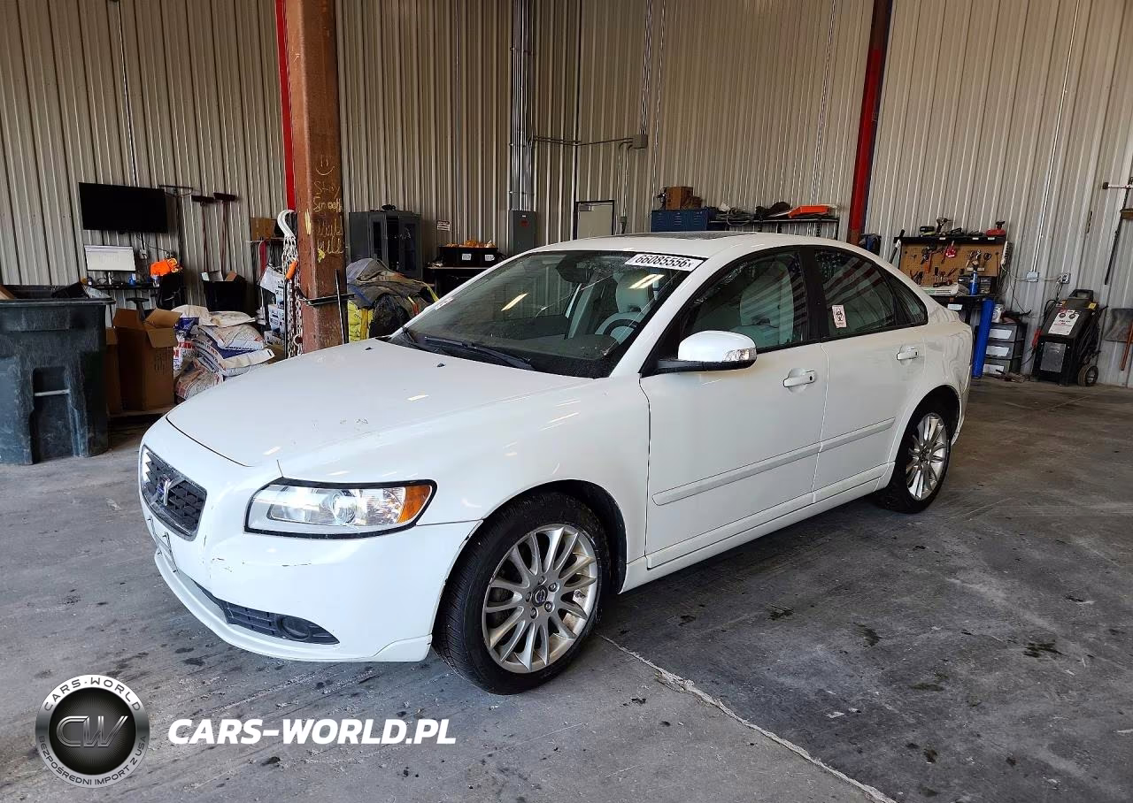 2010 Volvo S40 2.4I – zdjęcie 1 z 12