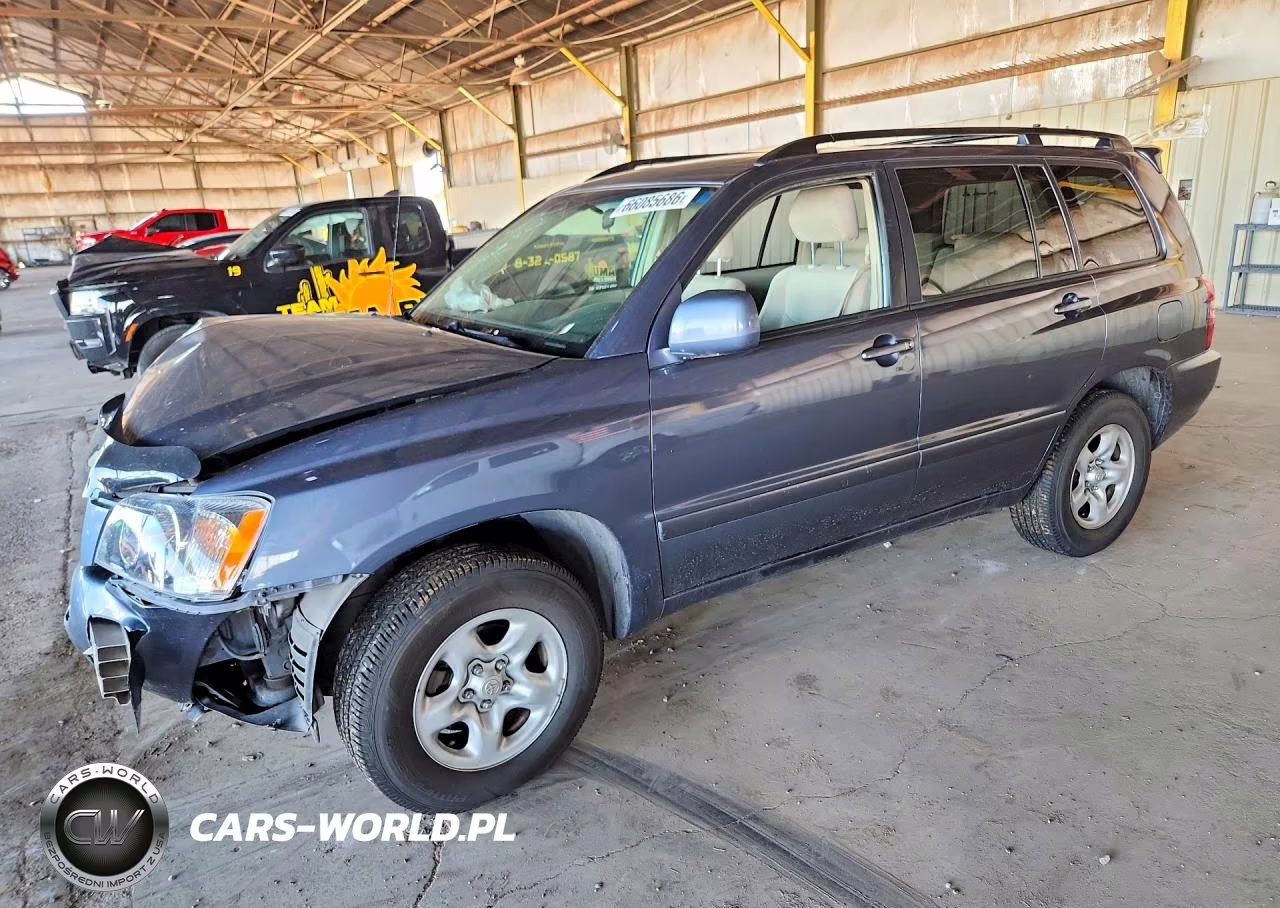 2002 Toyota Highlander Base