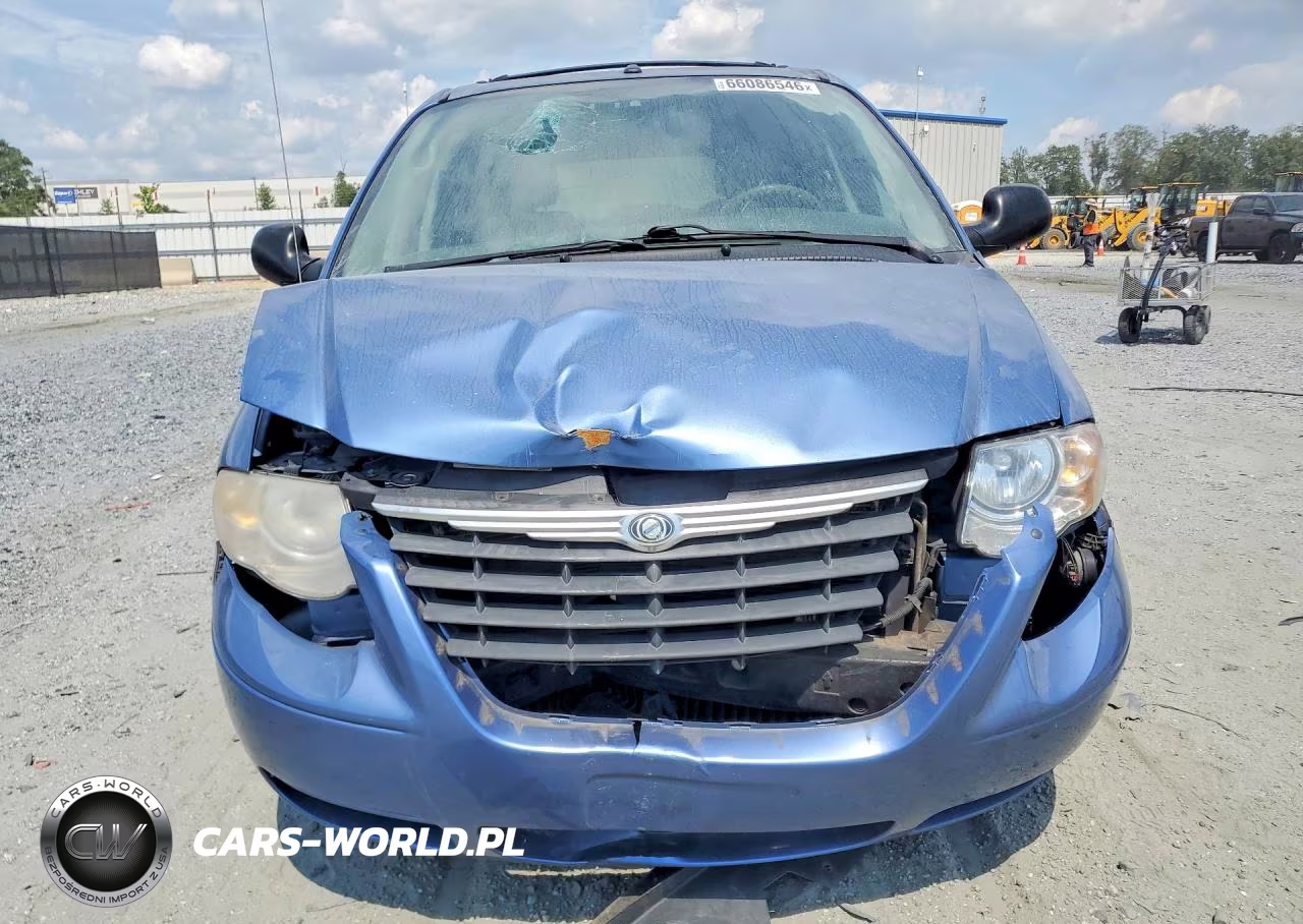 2007 Chrysler Town & Country Touring VIN:2A4GP54L07R188945 - 5