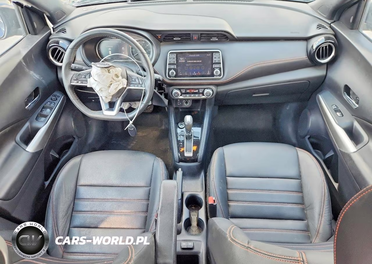 2019 Nissan Kicks Sr VIN:3N1CP5CU6KL554804 - 8