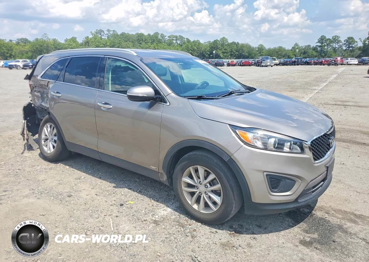 2018 Kia Sorento Lx VIN:5XYPGDA35JG349399 - 4