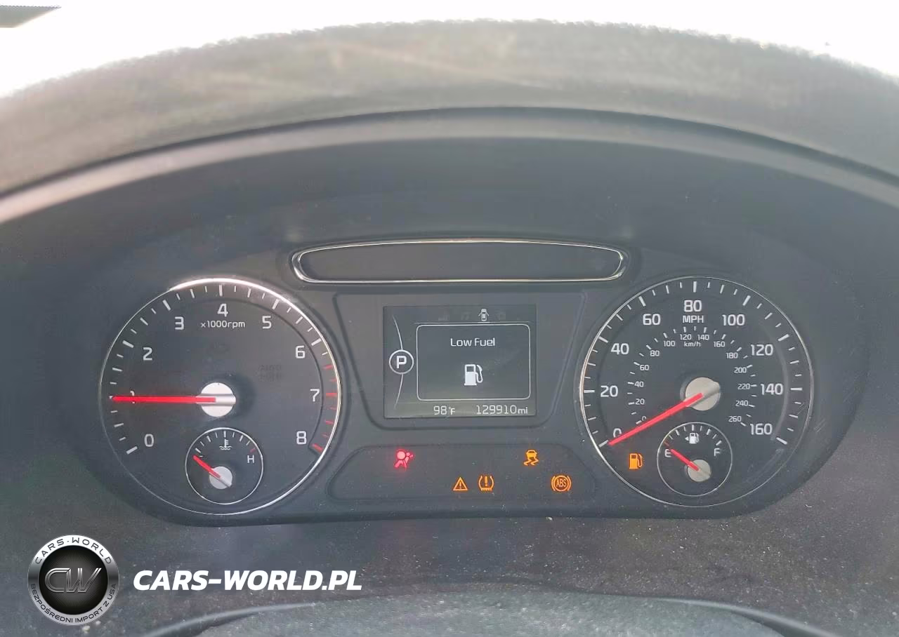 2018 Kia Sorento Lx VIN:5XYPGDA35JG349399 - 9