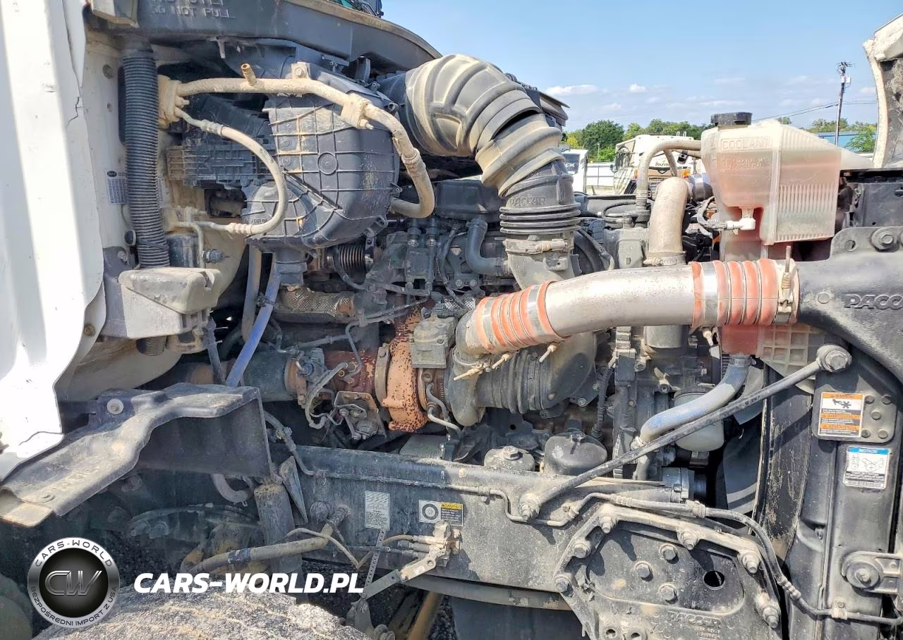 2018 Peterbilt 579 Dump Truck VIN:1XPBDP9X3JD460719 - 10