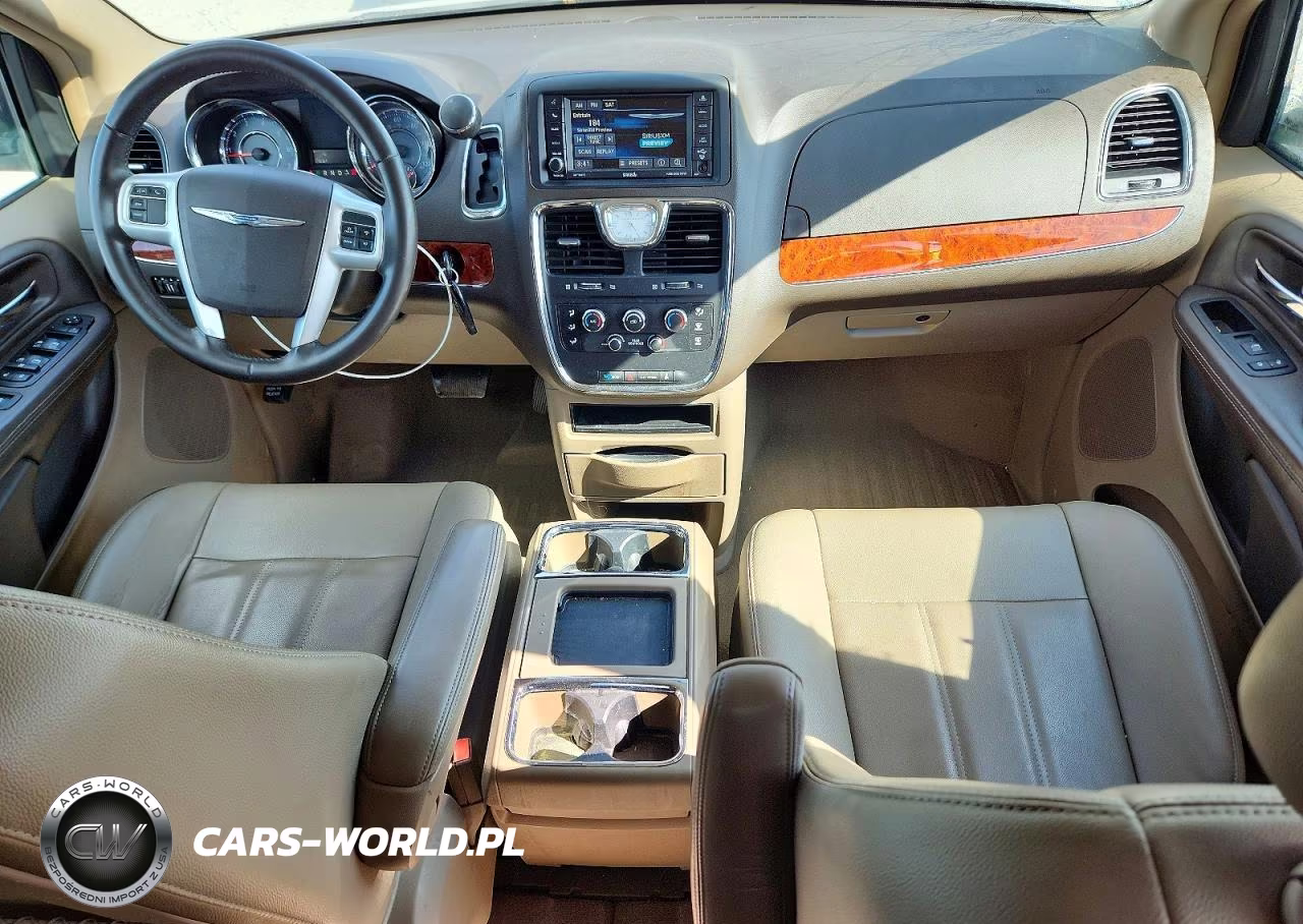 2016 Chrysler Town & Country Lx VIN:2C4RC1AG9GR120072 - 8