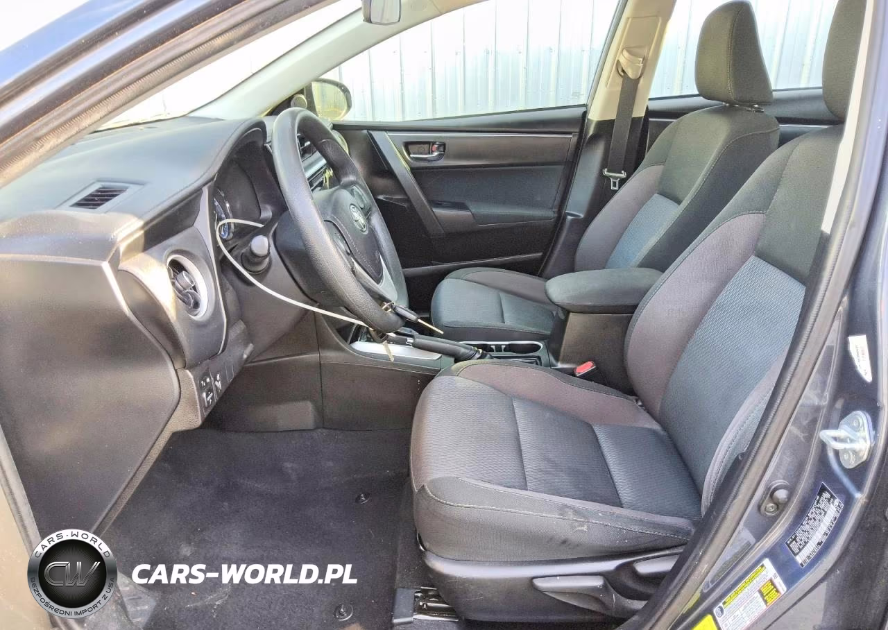 2017 Toyota Corolla Le VIN:5YFBURHEXHP735460 - 7